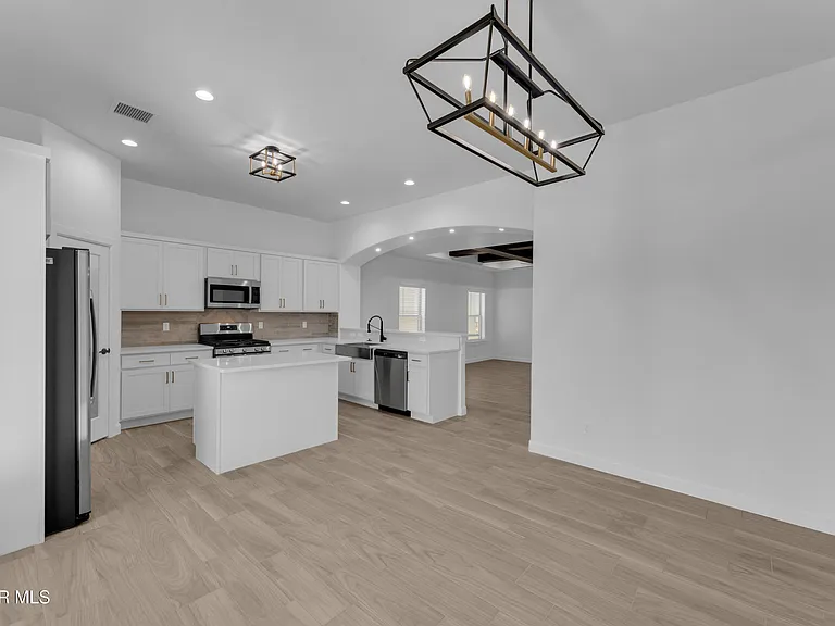 781 Cedarwood Ave — Photo 25