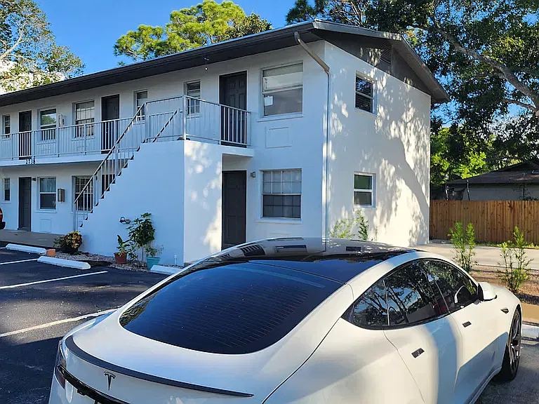 2739 Grand Cayman St #6