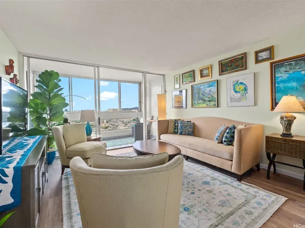 1212 Punahou St APT 3205, Honolulu, HI 96826