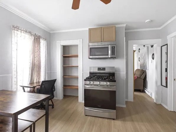 81 Ward St, Worcester, MA 01610