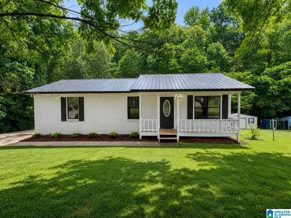 439 W 64th St, Anniston, AL 36206
