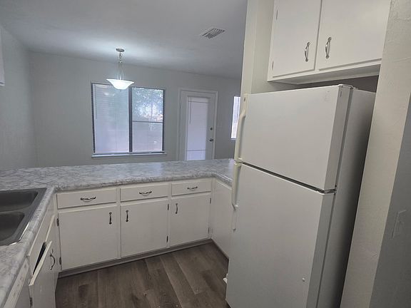 2nd image of 2685 N Point Ln #C