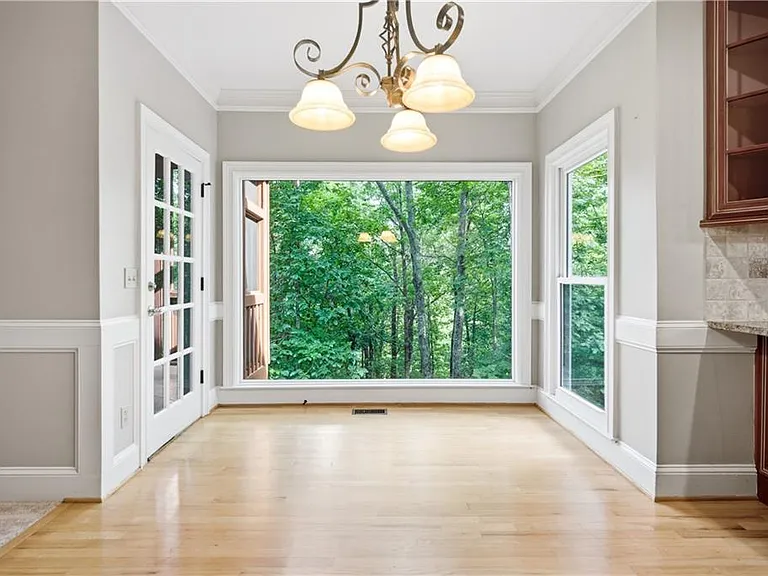 5525 Hampstead Way — Photo 10
