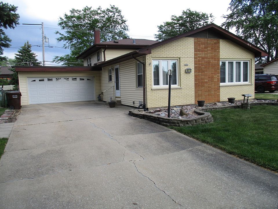 1st image of 16727 Oconto Ave