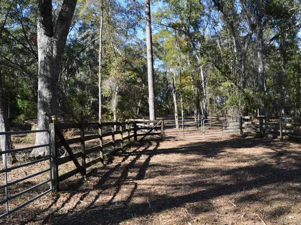 550 E 2nd Way, Greenville, FL 32331
