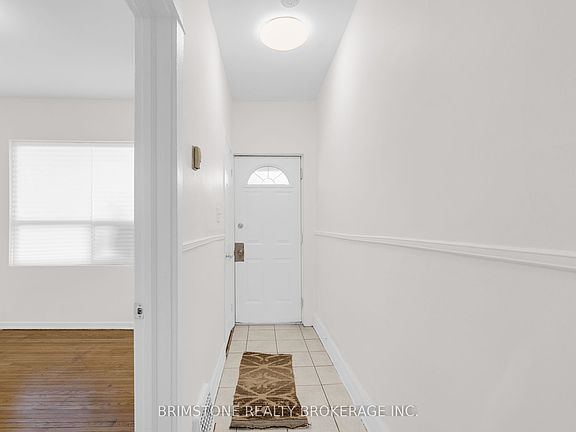 4th image of 285 Old Weston Rd