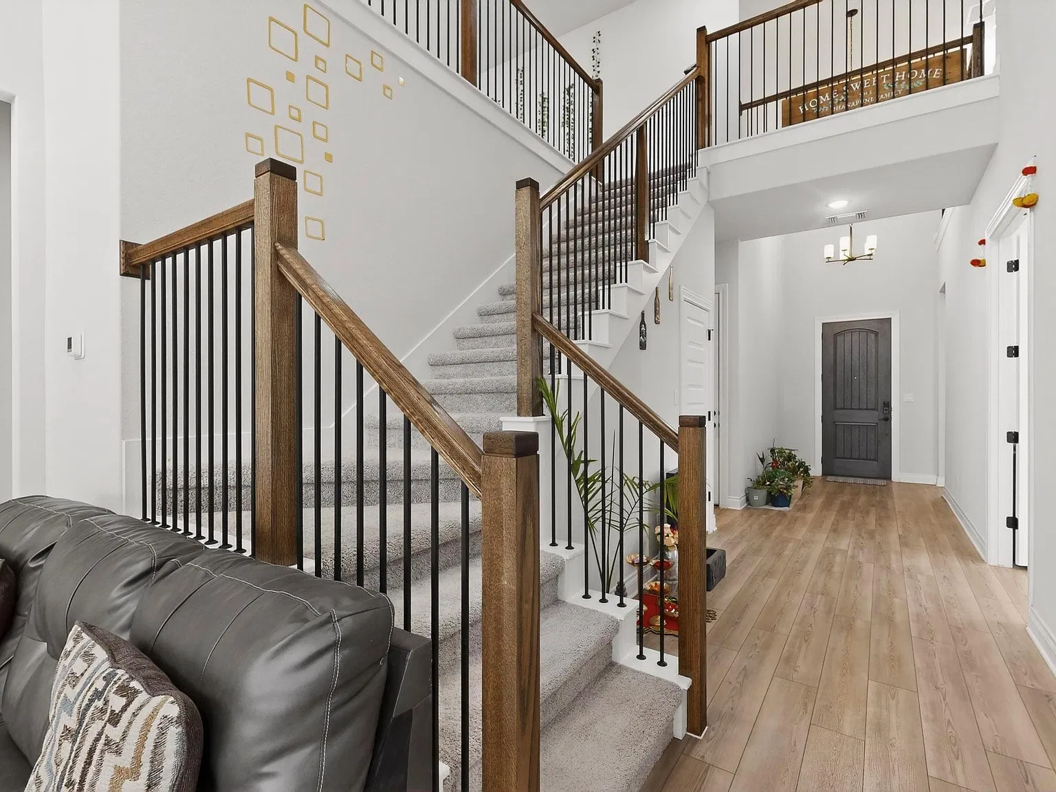 4 bed, 3.0 bath, 2898 sqft, $3,100 — Photo 4
