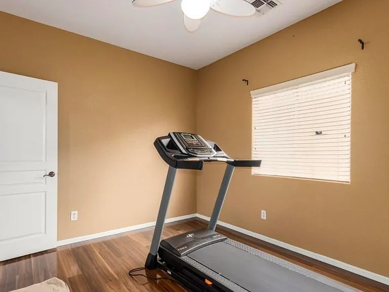 14586 W Mauna Loa Ln — Photo 19