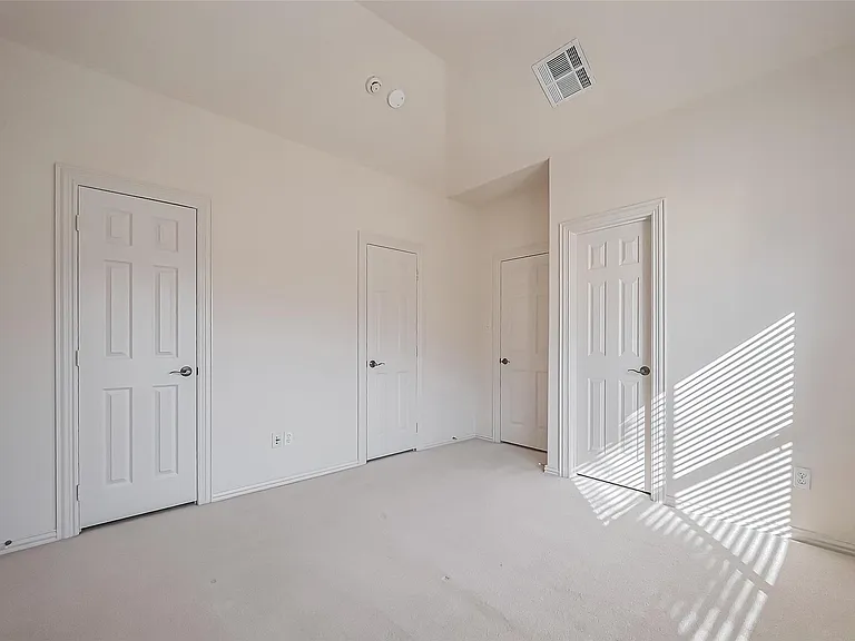 14010 Barnhart Blvd — Photo 41