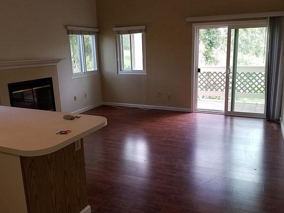 5th image of 2742 A St APT 205