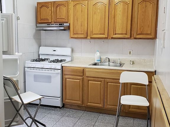 3rd image of 31-40 42nd St #2