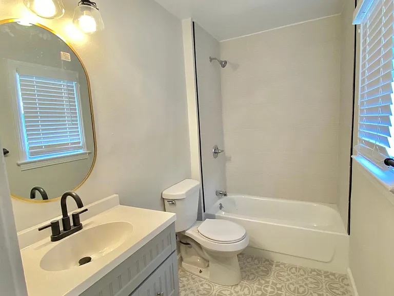 4209 Junius St #4 — Photo 6