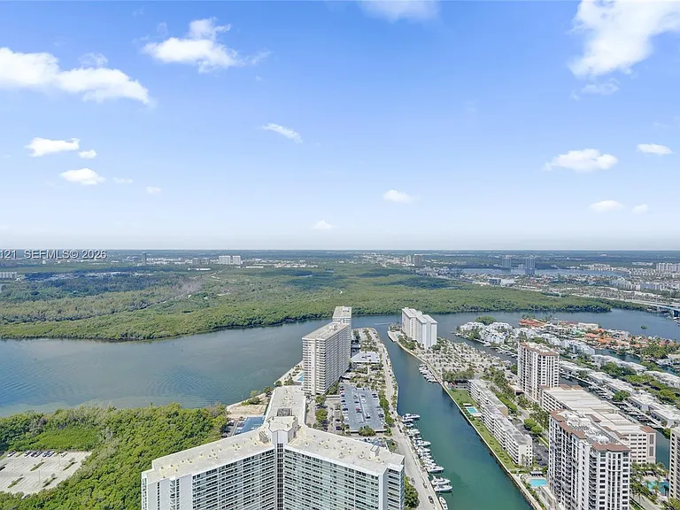 15701 Collins Ave #4802 — Photo 27