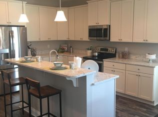 2152 E 12th St, Lynn Haven, FL 32444