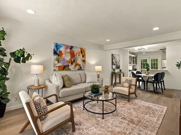4525 Gilbert Ave APT 208, Dallas, TX 75219