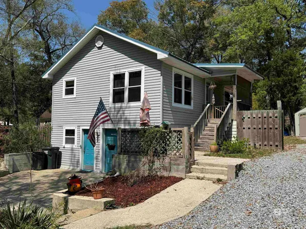 2581 Spanish Cove Dr, Lillian, AL 36549