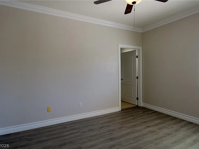 7613 Mooring Ave — Photo 24