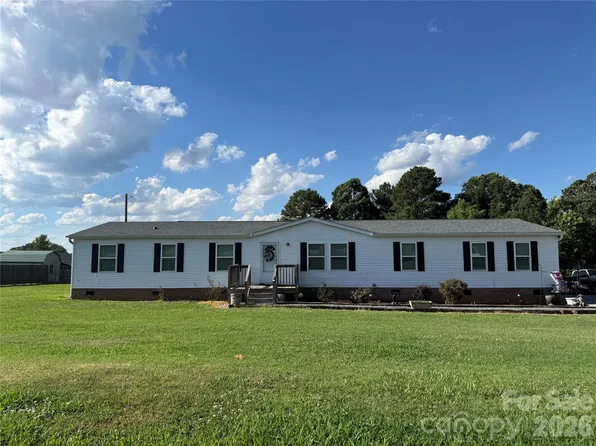 4421 Canal Rd, Marshville, NC 28103