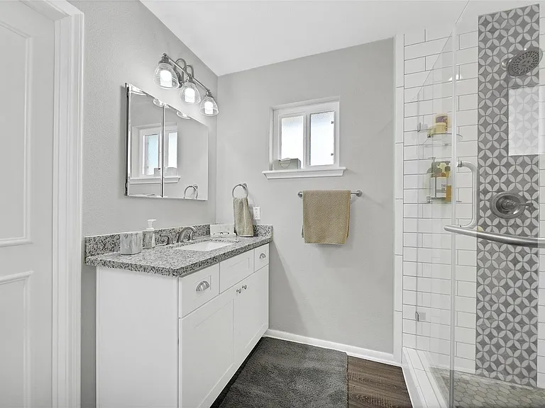 143 Bluebonnet St — Photo 22