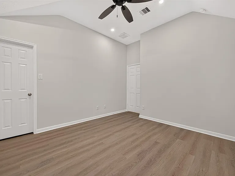 5607 Granite Falls Ln — Photo 17