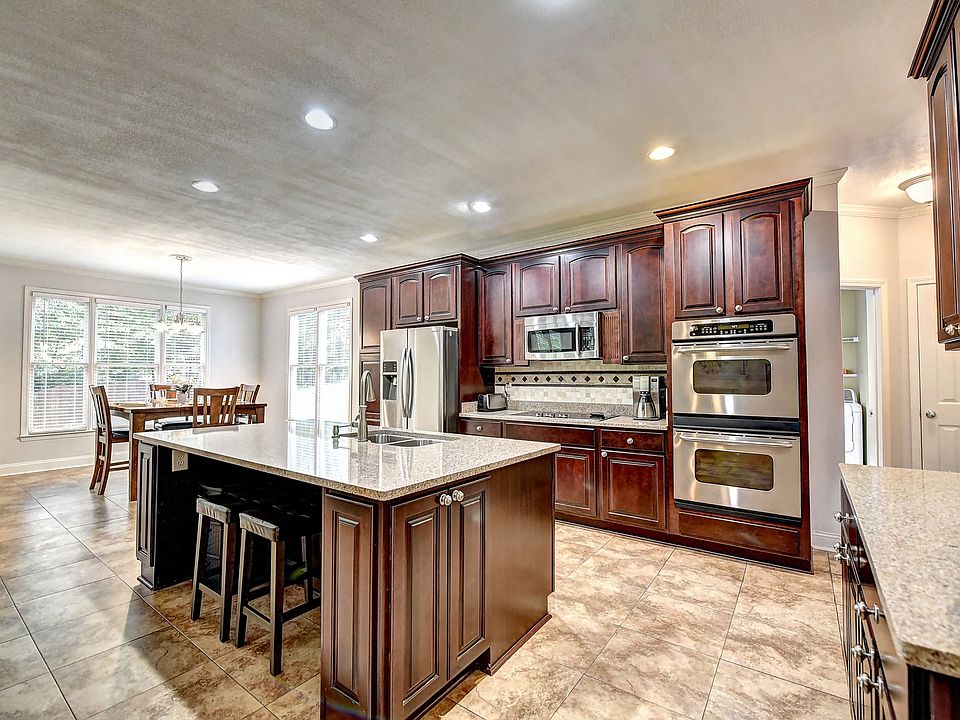 Stainless appliances
