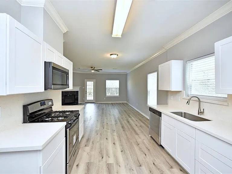 2714 Indigo Stone Ln — Photo 11