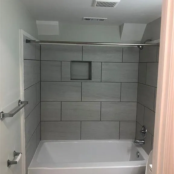 700 Lynn Cir SW — Photo 14