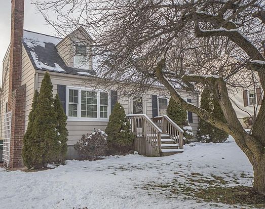 1st image of 45 Hillshire Ln