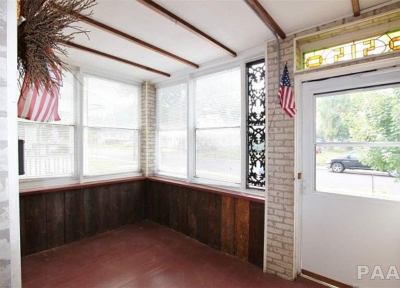4th image of 515 E Virginia Ave