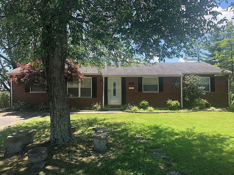 1st image of 225 Juniper Dr