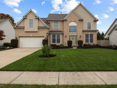 15379 Old Oak Dr, Strongsville, OH, 44149