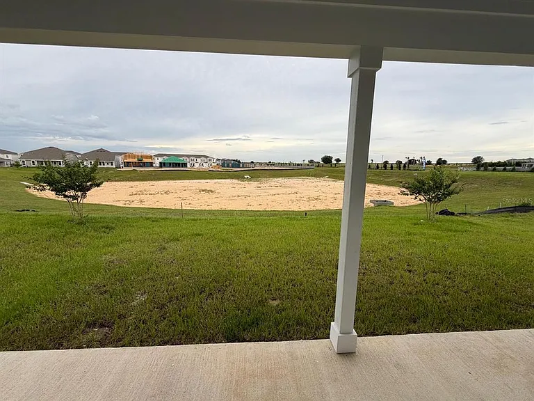 Mercy Cir — Photo 20