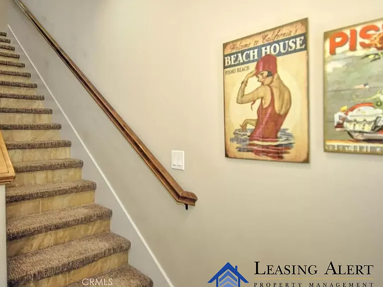 2526 Coburn Ln — Photo 2