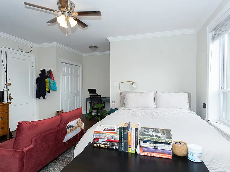 3345 N Marshfield Ave #504 — Photo 5