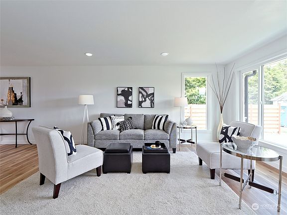 4th image of 11707 Fremont Avenue N