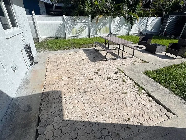 5778 SE Pine Ave — Photo 13