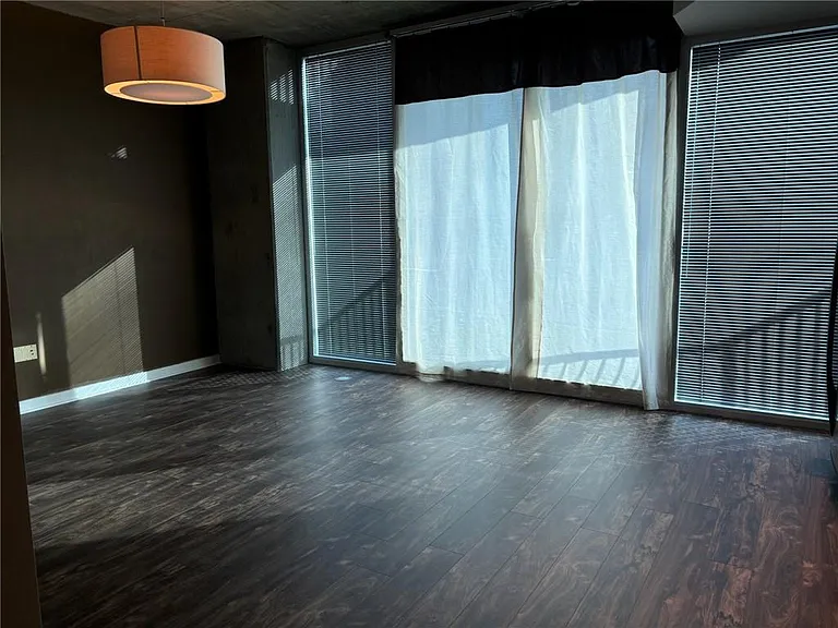 400 W Peachtree St NW #3707 — Photo 20
