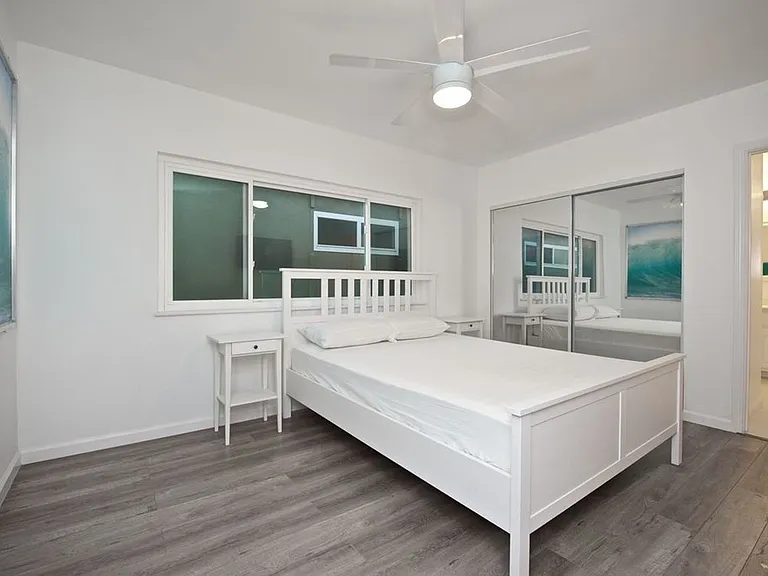 5210 Neptune Ave — Photo 12