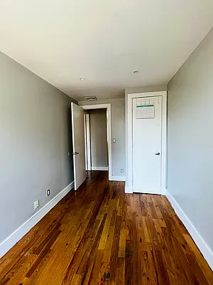 Rented by Pear NYC LLC | media 15