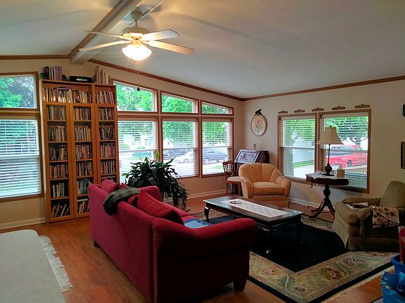 3rd image of 376 Heartwood Ct