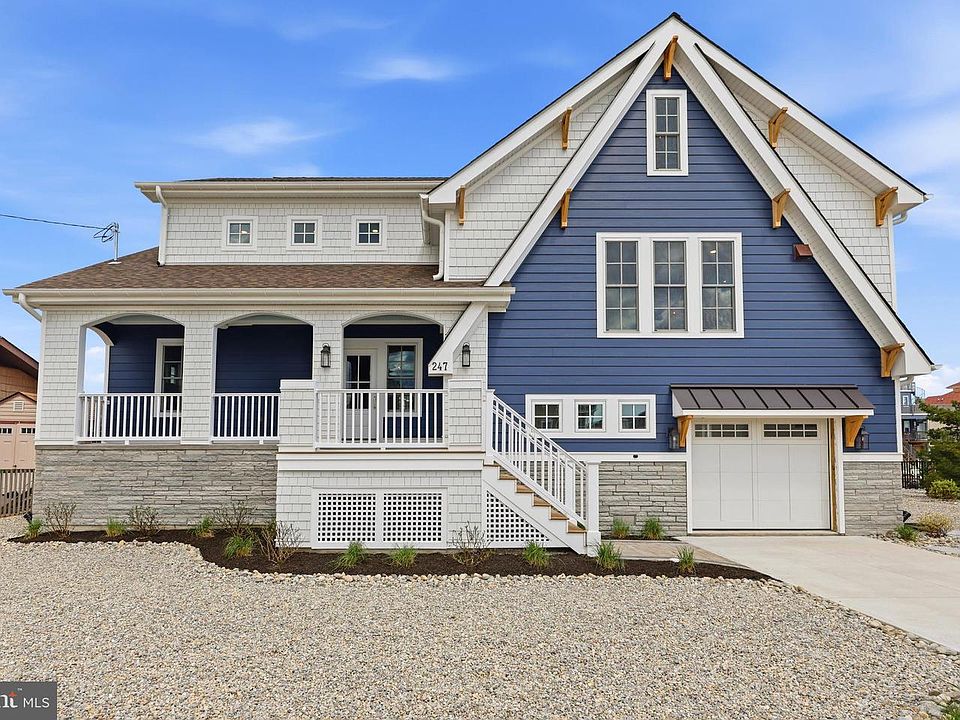 1st image of 247 Pine Dr