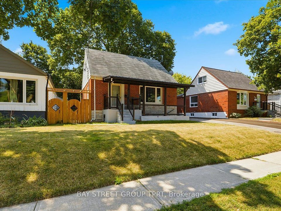 1st image of 134 Clearbrooke Cir