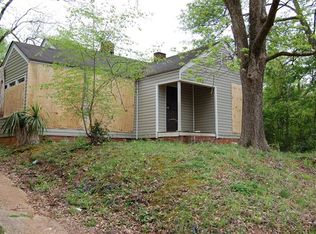 16 Pinson St, Newnan, GA 30263