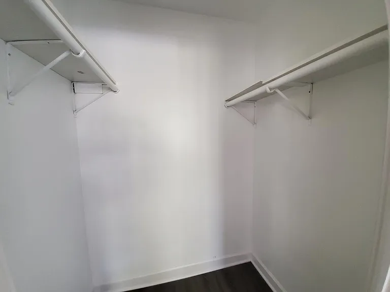 109 S Elmwood Ave #23 — Photo 6