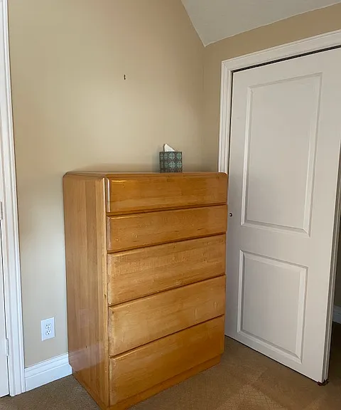Bedroom #2- 5 drawer dresser
