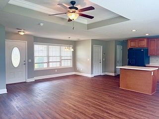 5th image of 206 Canterberry Pl