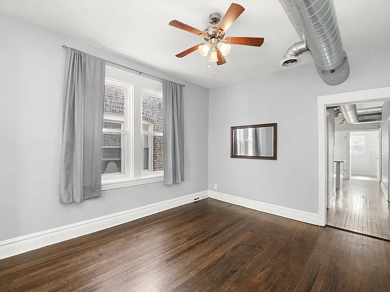 1124 N Central Park Ave #2 — Photo 5