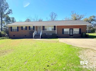 37 Blount Dr, Chatom, AL 36518