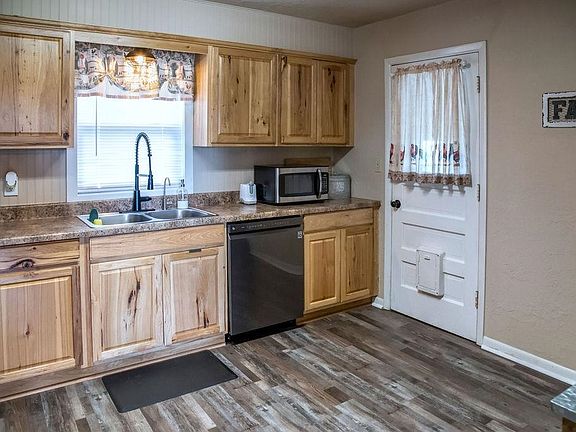 5th image of 181307 N 2770th Rd