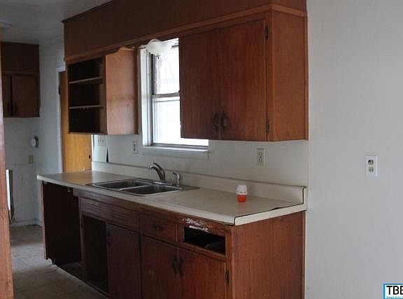 5th image of 2502 Post Oak Ave